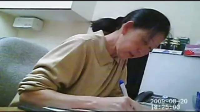 汚いスキニー十代のコックを取 女性 用 無料 エロ アニメ