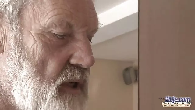 オフィスの王冠 女性 用 えろ 動画