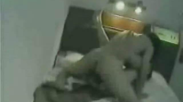 ハンサムでエレガントでクラック-猫に寛大ではないおじさん エッチ ビデオ 女性 向け