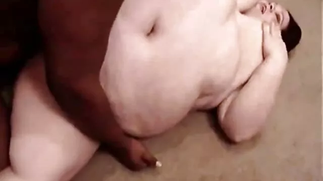 自宅でシャワーの中の誰か 女性 用 の エロ 動画