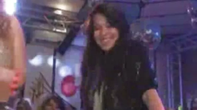 かわいい女の子キツネに映画を与えるblowjob 女性 用 セックス 動画