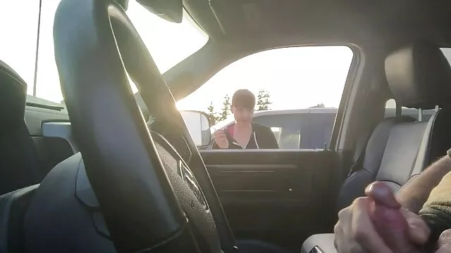 叔父は彼女の滑りに熱いホストを食べる エッチ 動画 女性 用