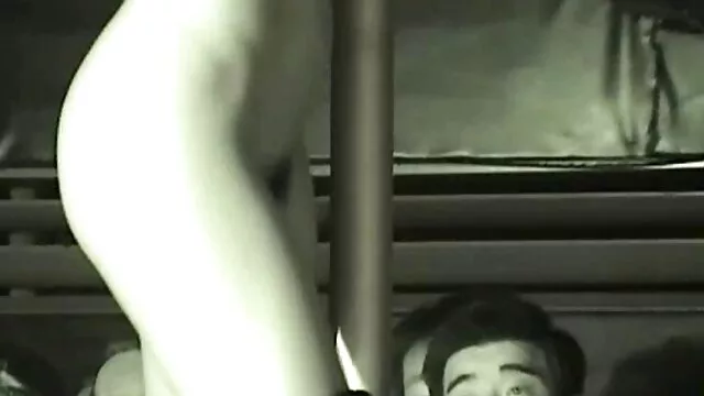 私の友人の妻と一緒に食べる 女性 用 エロ ビデオ