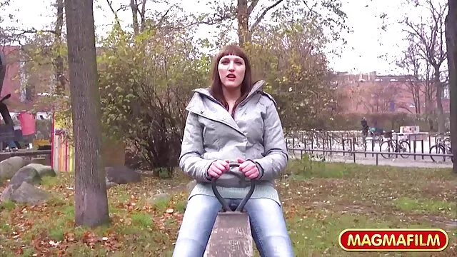 彼女は肛門を与える泣いた エロ 無料 女性 用