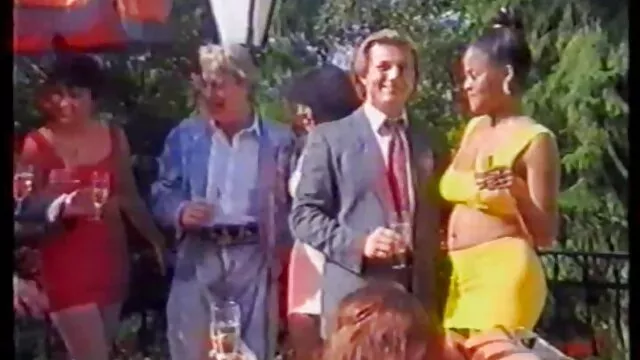 痴女エロビデオ与える非常に良い手コキ 女 用 の エロ 動画